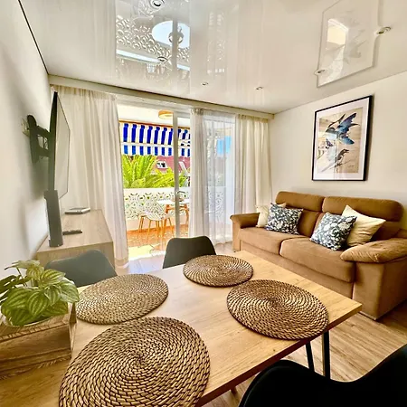 Bluebird Luxury In Americas アパート
