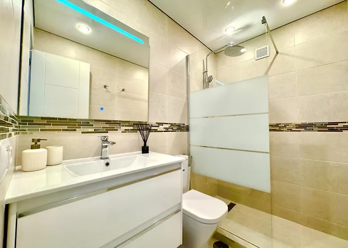 Bluebird Luxury In Americas 아파트 플라야데라스아메리카스